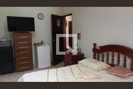 Casa à venda com 299m², 3 quartos e 2 vagasQuarto 2 - Suíte