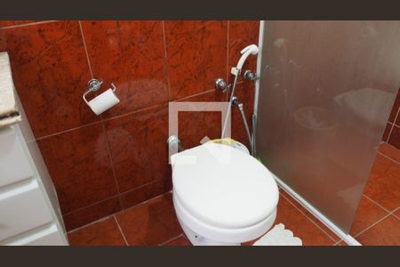 Casa à venda com 299m², 3 quartos e 2 vagasBanheiro da Suíte 1