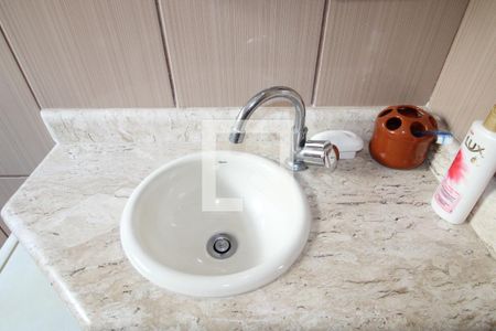 Casa à venda com 225m², 4 quartos e 2 vagasBanheiro do Quarto 3 - Suíte