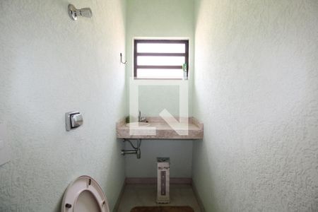 Casa à venda com 225m², 4 quartos e 2 vagasBanheiro do Quarto 1 - suíte