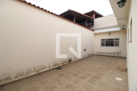 Casa à venda com 225m², 4 quartos e 2 vagasQuarto 2 - Suíte