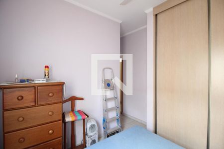 Casa à venda com 225m², 4 quartos e 2 vagasQuarto 2 - Suíte