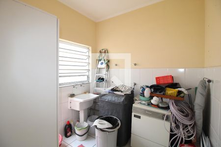 Casa à venda com 225m², 4 quartos e 2 vagasÁrea de Serviço