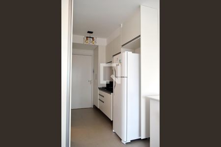 Cozinha de apartamento para alugar com 1 quarto, 28m² em Pinheiros, São Paulo