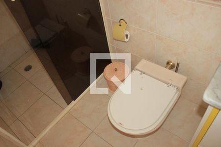 Casa à venda com 157m², 3 quartos e 4 vagasBanheiro da Suíte