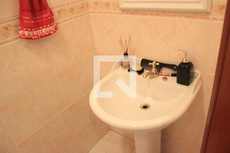 Casa à venda com 157m², 3 quartos e 4 vagasLavabo