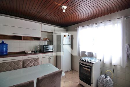 Casa à venda com 344m², 4 quartos e 6 vagasCozinha  Edícula  