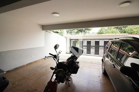 Casa à venda com 344m², 4 quartos e 6 vagasGaragem