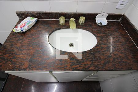 Casa à venda com 344m², 4 quartos e 6 vagasBanheiro Social