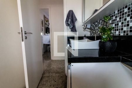 Apartamento à venda com 82m², 3 quartos e 2 vagas Apartamento à venda com 82m², 3 quartos e 2 vagasBanheiro