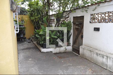 Casa à venda com 150m², 2 quartos e sem vagaÁrea externa 