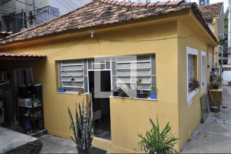 Casa à venda com 150m², 2 quartos e sem vagaÁrea externa 