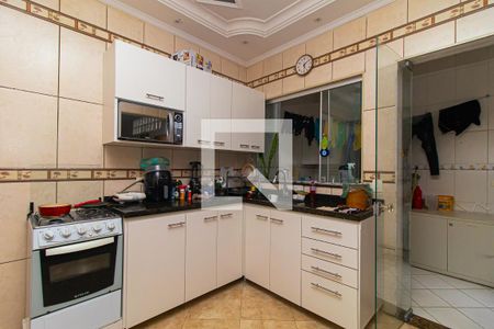 Casa à venda com 100m², 5 quartos e sem vaga Casa à venda com 100m², 5 quartos e sem vagaCozinha
