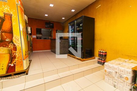 Casa à venda com 100m², 5 quartos e sem vaga Casa à venda com 100m², 5 quartos e sem vagaÁrea comum - Salão Comercial