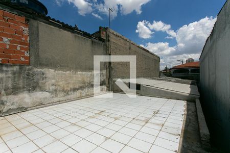Casa à venda com 125m², 3 quartos e 2 vagas Casa à venda com 125m², 3 quartos e 2 vagasTerraço