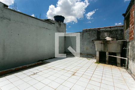 Casa à venda com 125m², 3 quartos e 2 vagas Casa à venda com 125m², 3 quartos e 2 vagasTerraço
