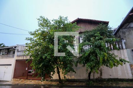Casa à venda com 250m², 3 quartos e 2 vagasFachada
