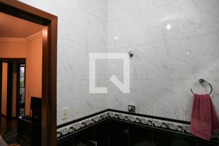 Casa à venda com 250m², 3 quartos e 2 vagasBanheiro da Suíte