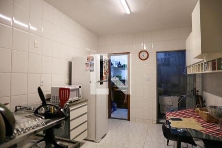 Casa à venda com 250m², 3 quartos e 2 vagasCozinha