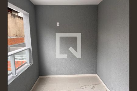 Apartamento à venda com 31m², 1 quarto e sem vaga Apartamento à venda com 31m², 1 quarto e sem vagaSacada