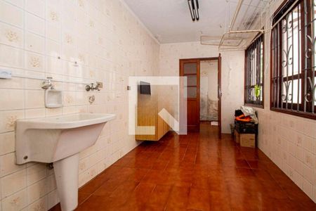 Casa à venda com 250m², 4 quartos e 2 vagas