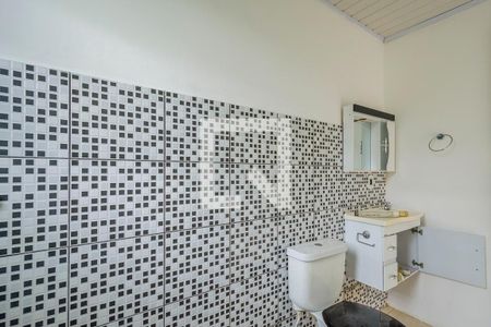 Casa de condomínio à venda com 400m², 3 quartos e sem vaga Casa de condomínio à venda com 400m², 3 quartos e sem vagaBanheiro da Suíte