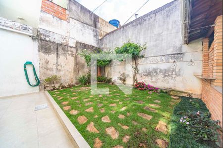 Casa à venda com 336m², 3 quartos e 4 vagas Casa à venda com 336m², 3 quartos e 4 vagasJardim