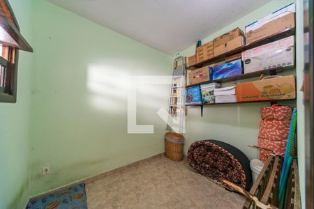 Casa à venda com 336m², 3 quartos e 4 vagas Casa à venda com 336m², 3 quartos e 4 vagasQuarto de Serviço