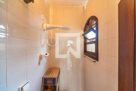 Casa à venda com 336m², 3 quartos e 4 vagas Casa à venda com 336m², 3 quartos e 4 vagasBanheiro da Área Gourmet