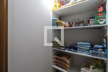 Casa à venda com 250m², 3 quartos e 4 vagasDespensa