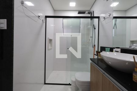 Casa à venda com 250m², 3 quartos e 4 vagasBanheiro da Suíte 1