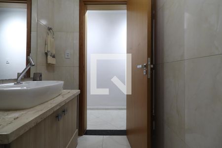 Casa à venda com 250m², 3 quartos e 4 vagasLavabo