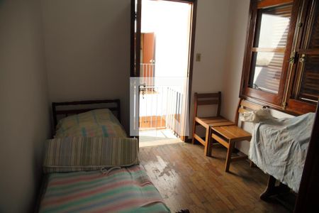 Casa à venda com 364m², 3 quartos e 7 vagasQuarto de Serviço