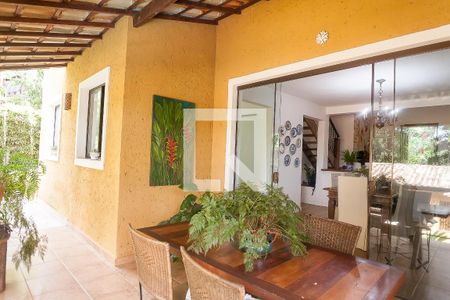 Casa de condomínio à venda com 400m², 4 quartos e 4 vagas Casa de condomínio à venda com 400m², 4 quartos e 4 vagasVaranda da Sala