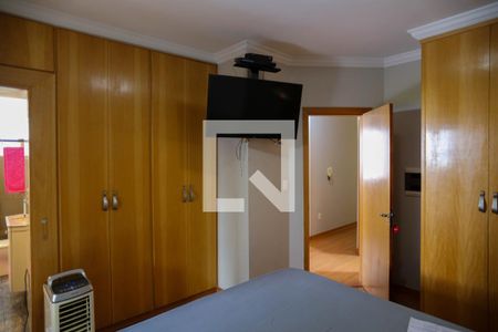 Apartamento à venda com 350m², 4 quartos e 2 vagasQuarto