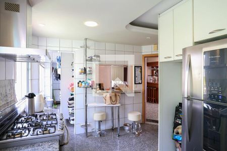 Apartamento à venda com 350m², 4 quartos e 2 vagasCozinha 