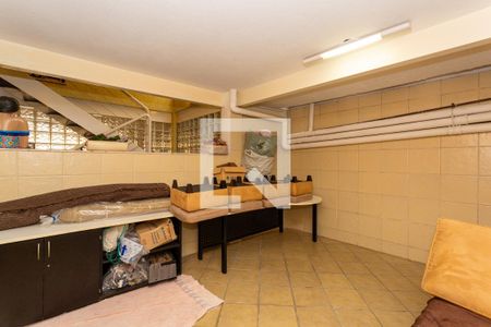 Casa para alugar com 340m², 3 quartos e 4 vagas Casa para alugar com 340m², 3 quartos e 4 vagasSalão subsolo