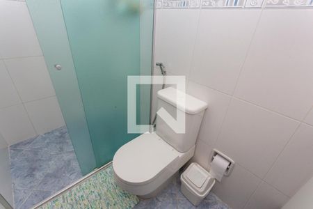 Casa para alugar com 340m², 3 quartos e 4 vagas Casa para alugar com 340m², 3 quartos e 4 vagasSuíte 3 Master - Escritório - banheiro