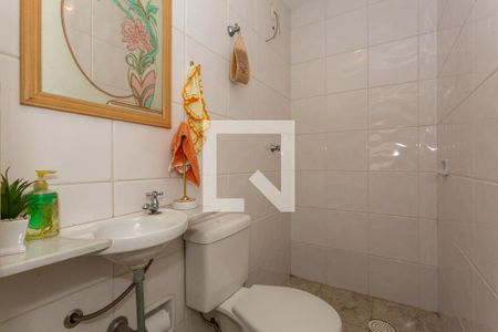 Casa para alugar com 340m², 3 quartos e 4 vagas Casa para alugar com 340m², 3 quartos e 4 vagasBanheiro subsolo