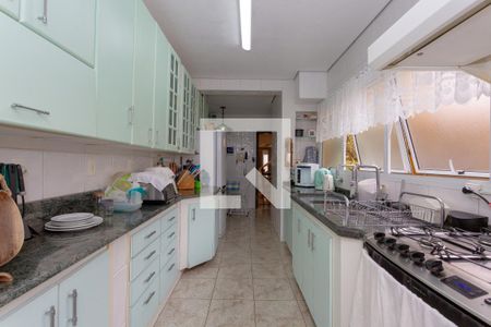 Casa para alugar com 340m², 3 quartos e 4 vagas Casa para alugar com 340m², 3 quartos e 4 vagasCozinha