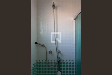 Casa para alugar com 340m², 3 quartos e 4 vagas Casa para alugar com 340m², 3 quartos e 4 vagasBanheiro da Suíte 2