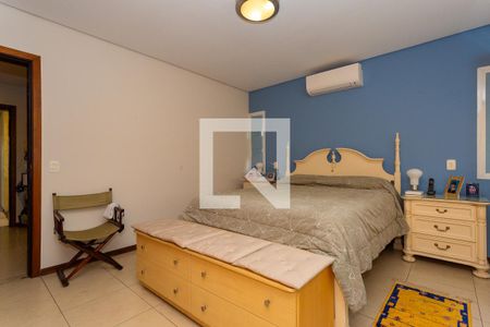 Casa para alugar com 340m², 3 quartos e 4 vagas Casa para alugar com 340m², 3 quartos e 4 vagasSuíte 3 Master