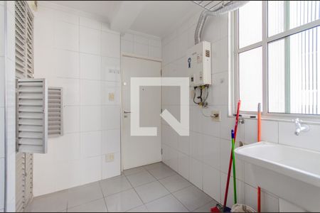 Apartamento à venda com 122m², 3 quartos e 2 vagas Apartamento à venda com 122m², 3 quartos e 2 vagasÁrea de Serviço