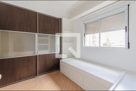 Apartamento à venda com 122m², 3 quartos e 2 vagas Apartamento à venda com 122m², 3 quartos e 2 vagasQuarto