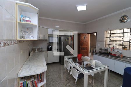 Casa à venda com 150m², 3 quartos e 3 vagasCozinha