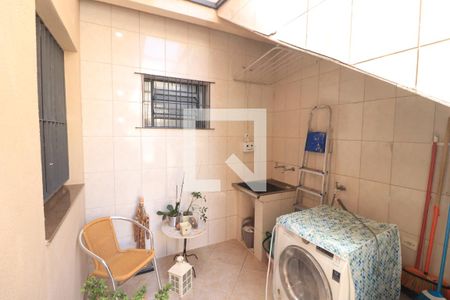 Casa à venda com 150m², 3 quartos e 3 vagasÁrea de Serviço