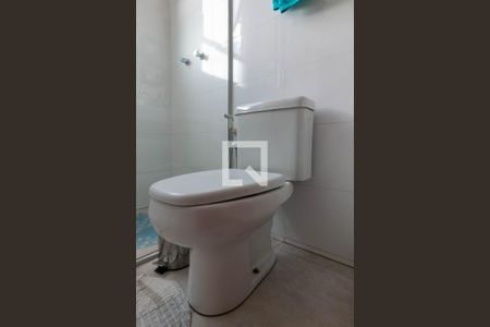 Casa à venda com 327m², 4 quartos e 4 vagas Casa à venda com 327m², 4 quartos e 4 vagasBanheiro Quarto