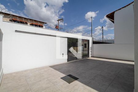 Casa à venda com 190m², 3 quartos e 2 vagas Casa à venda com 190m², 3 quartos e 2 vagasGaragem