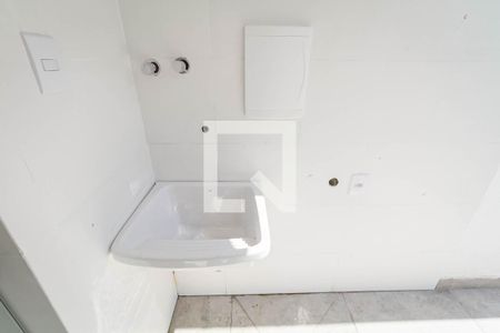 Casa à venda com 190m², 3 quartos e 2 vagas Casa à venda com 190m², 3 quartos e 2 vagasÁrea de serviço