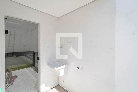 Casa à venda com 190m², 3 quartos e 2 vagas Casa à venda com 190m², 3 quartos e 2 vagasÁrea de serviço